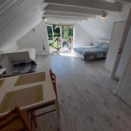 Pie Juras 5 Cilvekiem, Otra Stava Maison d'hôtes *