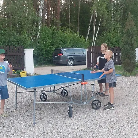Pie Juras 5 Cilvekiem, Otra Stava